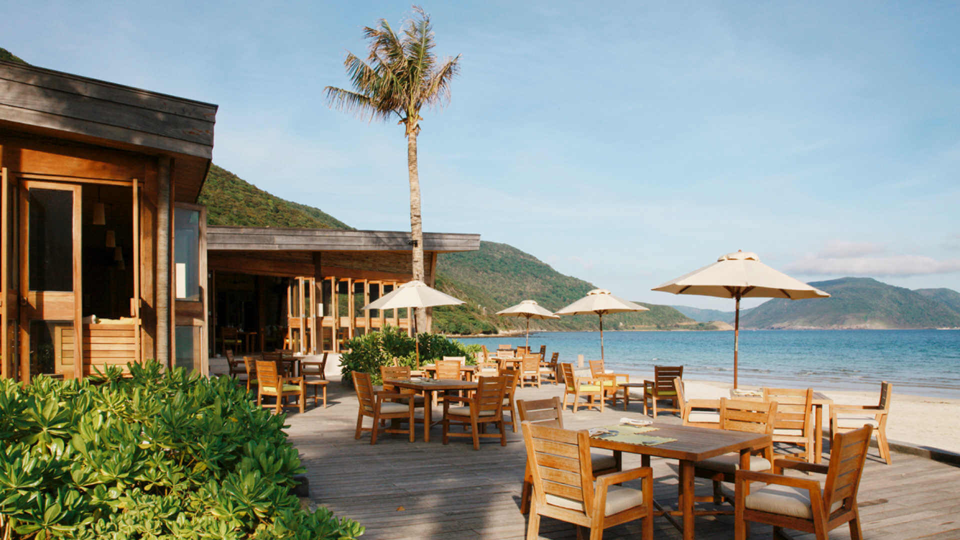 Top 10 Luxury Beach Resort in Vietnam 