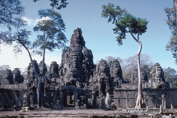 Things to do in Angkor Wat complex